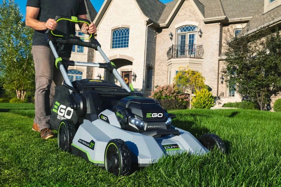 self propelled lawn mower top rated